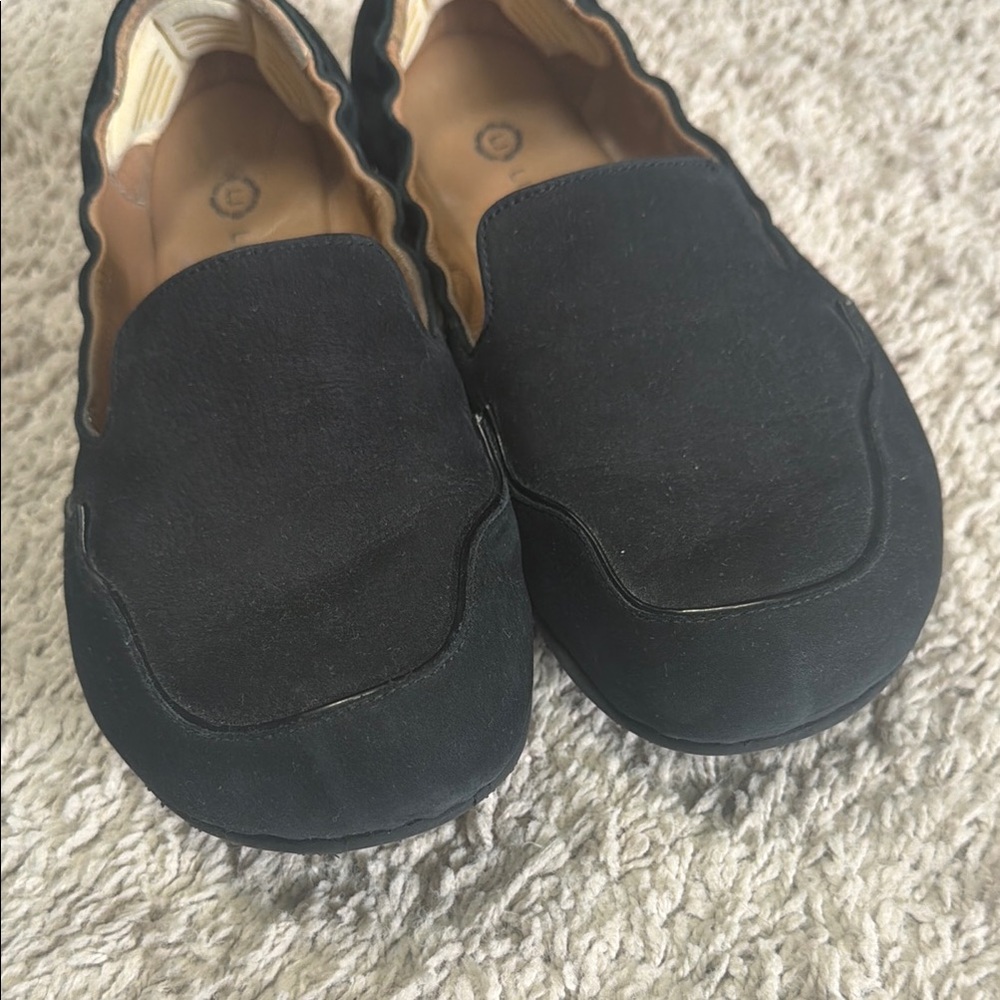 Bethlehem Joe Black Scallop-Edge Leather Loafers - Picture 5 of 10